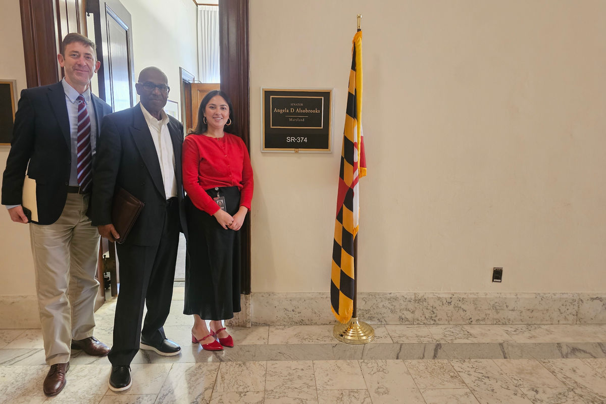James Mosley and EnviroKinecs team at US Senate office representing federal project experience